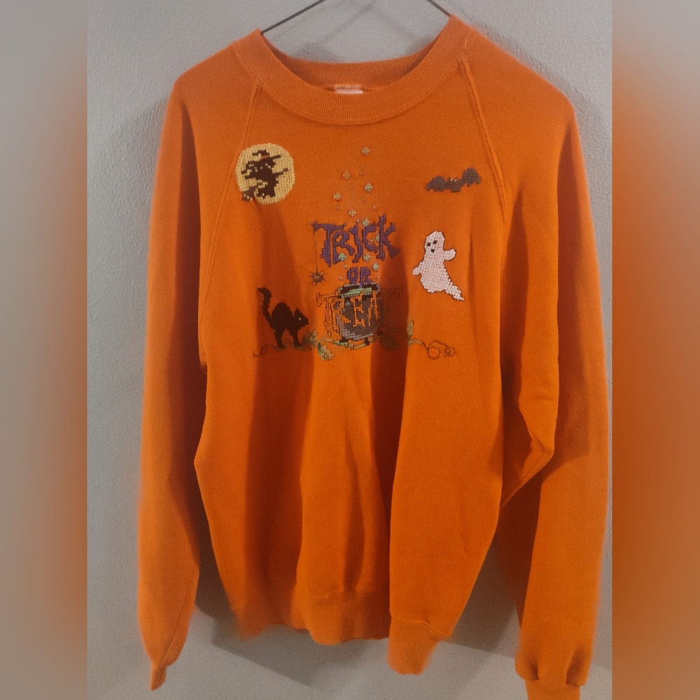Vintage Halloween Cross Stitch Size L - Picture 1 of 4